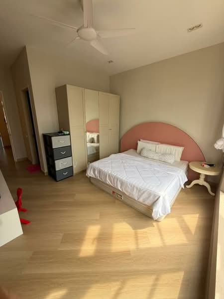 2.5-storey Terraced House for Sale in Eco Botanic (Iskandar Puteri (Nusajaya)) - Eva Siow - Bedroom - PropertyGuru.com.my
