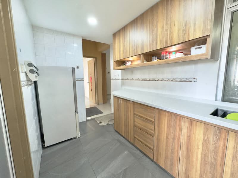 Pangsapuri untuk Dijual di Sanjung Apartment - Hawa Ibrahim - Kitchen - PropertyGuru.com.my