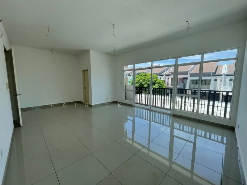Semi-Detached House for Sale in Rawang (Selangor) - Patrick Leong - Living Room - PropertyGuru.com.my