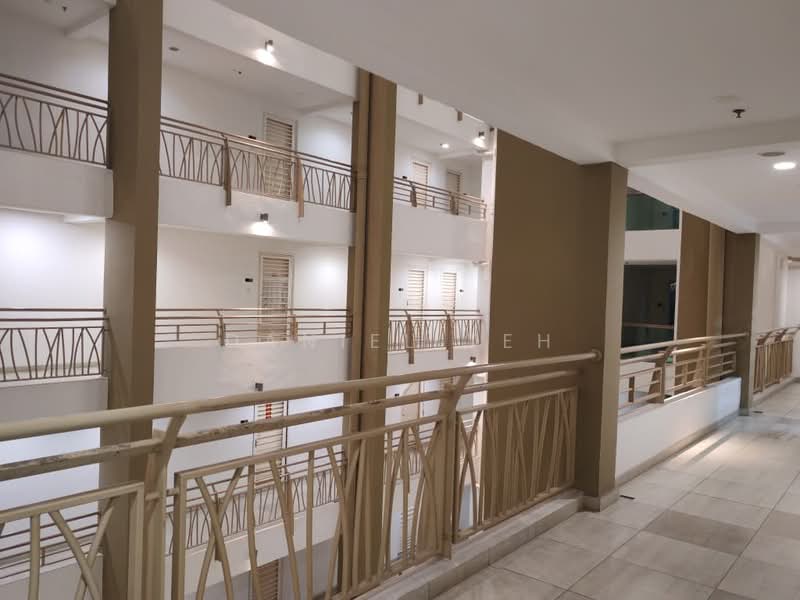 Servis Apartment untuk Disewa di The Grand @ Kelana Damansara Suite - Daniel Teh - Corridor - PropertyGuru.com.my