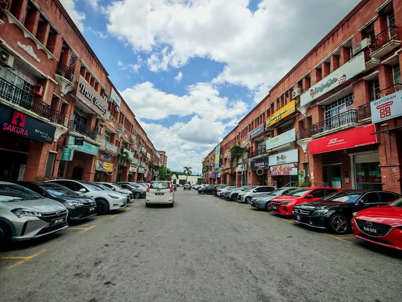 Kedai untuk Disewa di Sungai Long (Bandar Sungai Long) - Candy Soon - Exterior - PropertyGuru.com.my