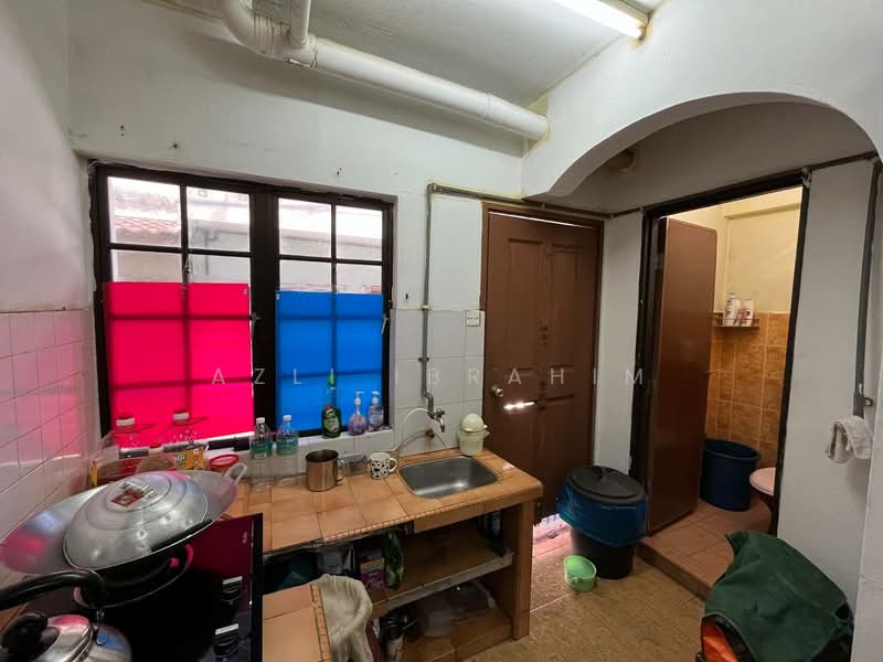 Rumah Teres 2 Tingkat untuk Dijual di Taman Permata (Ulu Kelang) - Azli Ibrahim - Kitchen - PropertyGuru.com.my