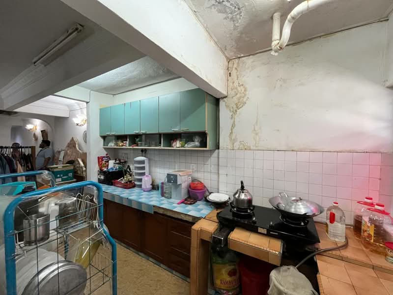 Rumah Teres 2 Tingkat untuk Dijual di Taman Permata (Ulu Kelang) - Azli Ibrahim - Kitchen - PropertyGuru.com.my