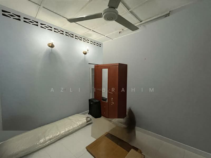 Rumah Teres 2 Tingkat untuk Dijual di Taman Permata (Ulu Kelang) - Azli Ibrahim - Bedroom - PropertyGuru.com.my