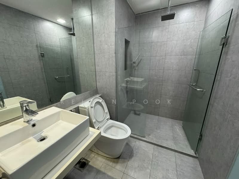 Kediaman Servis untuk Dijual di SkyPark @ Cyberjaya - Kelvin Pook - Bathroom - PropertyGuru.com.my