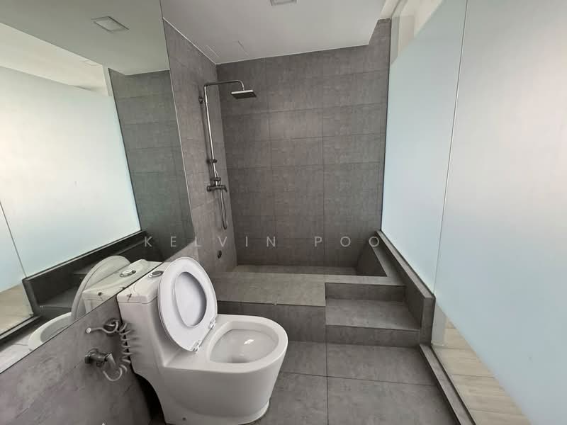 Kediaman Servis untuk Dijual di SkyPark @ Cyberjaya - Kelvin Pook - Bathroom - PropertyGuru.com.my