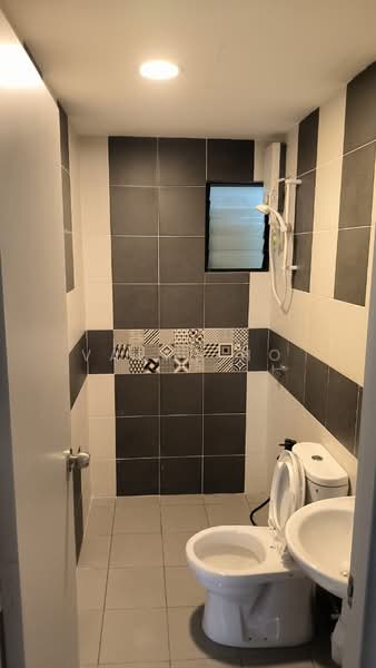 Service Residence for Rent at Residensi Emas - Valyn Ho - Bathroom - PropertyGuru.com.my