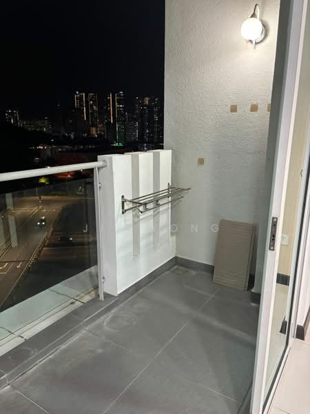 Kondominium untuk Dijual di Vertiq - Jia Yong - Balcony - PropertyGuru.com.my