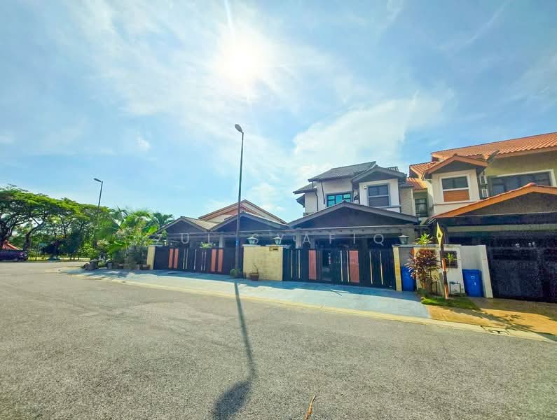2-storey Terraced House for Sale in Seksyen 35 (Shah Alam) - Zul Syafiq - Exterior - PropertyGuru.com.my