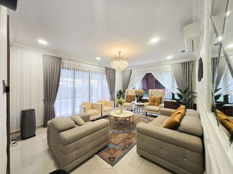 2-storey Terraced House for Sale in Seksyen 35 (Shah Alam) - Zul Syafiq - Living Room - PropertyGuru.com.my