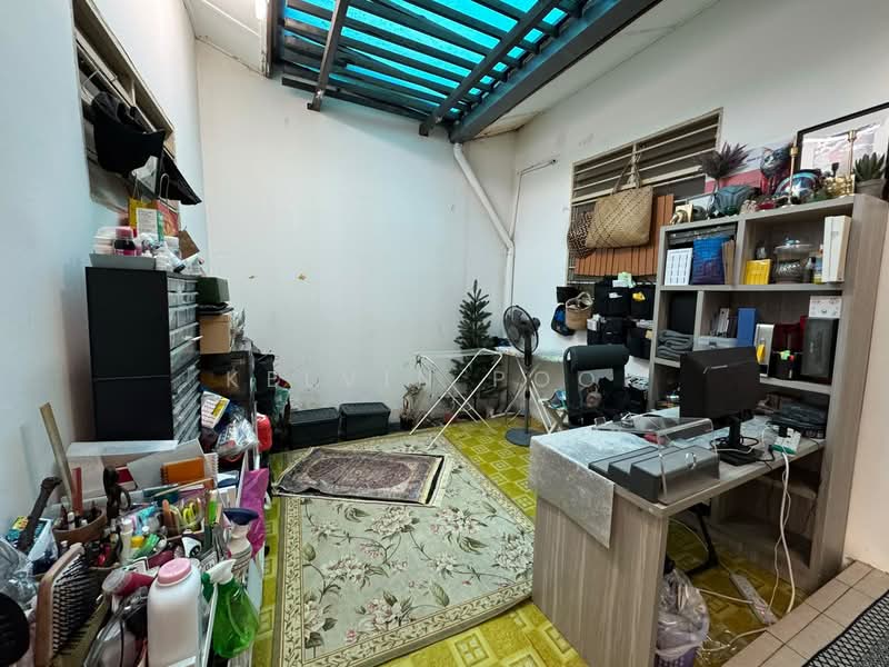 Rumah Teres untuk Dijual di Cyberjaya (Selangor) - Kelvin Pook - Study - PropertyGuru.com.my