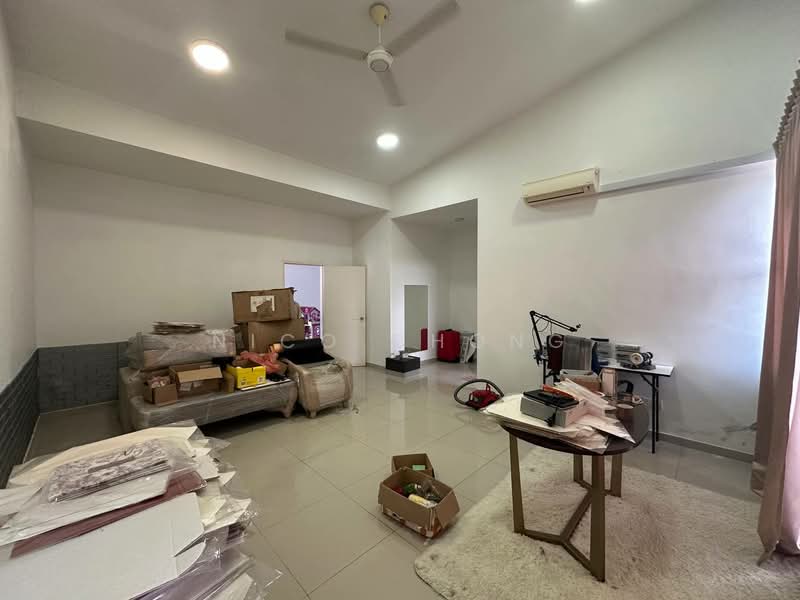 Rumah Teres 2 Tingkat untuk Dijual di Taman Ehsan Jaya (Ulu Tiram) - Nico Chong - Living Room - PropertyGuru.com.my