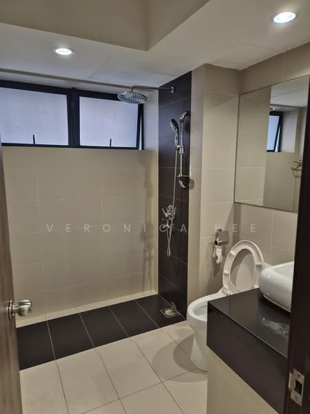 Kondominium untuk Disewa di Vista Damai - Veronica Lee - Bathroom - PropertyGuru.com.my