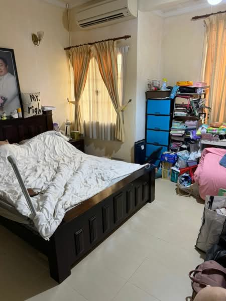 2-storey Terraced House for Sale in Ara Damansara (Petaling Jaya) - Kit Au-Yong - Bedroom - PropertyGuru.com.my