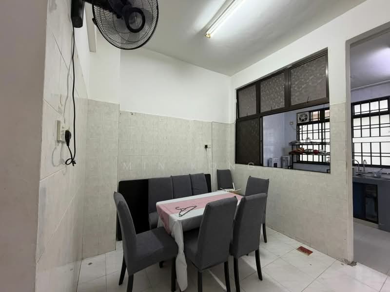 2-storey Terraced House for Rent in Taman Jaya Mas (Skudai) - Min Kong - Dining Room - PropertyGuru.com.my