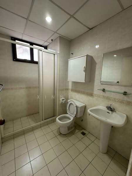 Condominium for Rent at Sri Pangkor Condominium - Xinnee . - Bathroom - PropertyGuru.com.my
