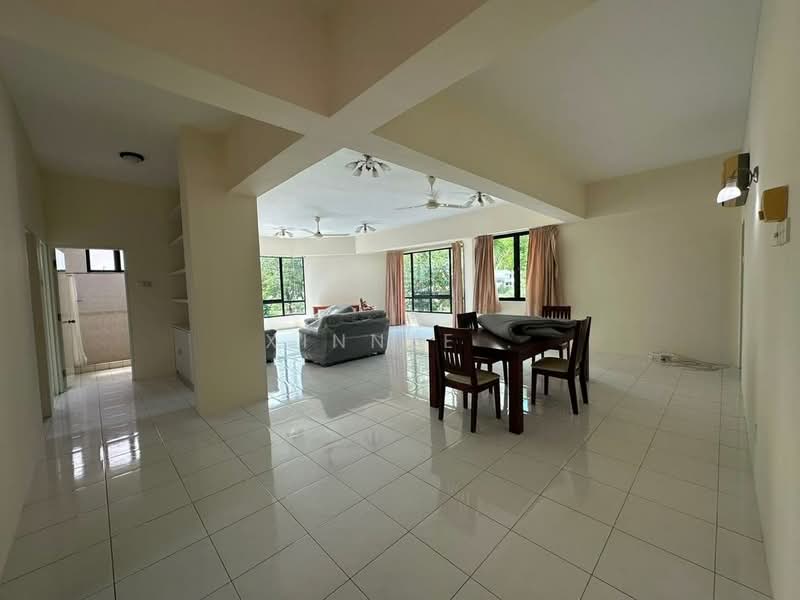 Kondominium untuk Disewa di Sri Pangkor Condominium - Xinnee . - Living Room - PropertyGuru.com.my