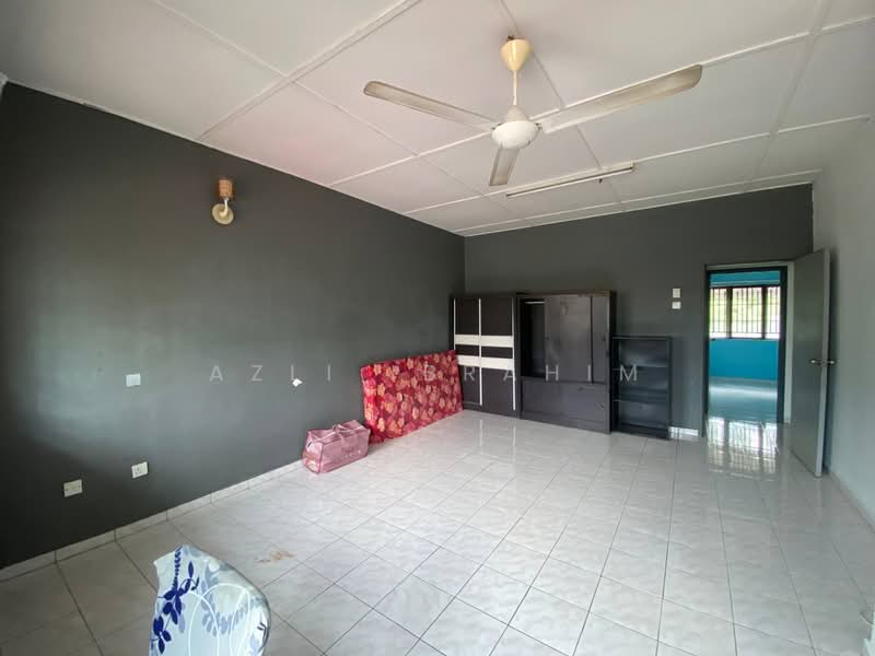 Rumah Teres 2 Tingkat untuk Dijual di Taman Seri Mewah (Kajang) - Azli Ibrahim - Interior - PropertyGuru.com.my