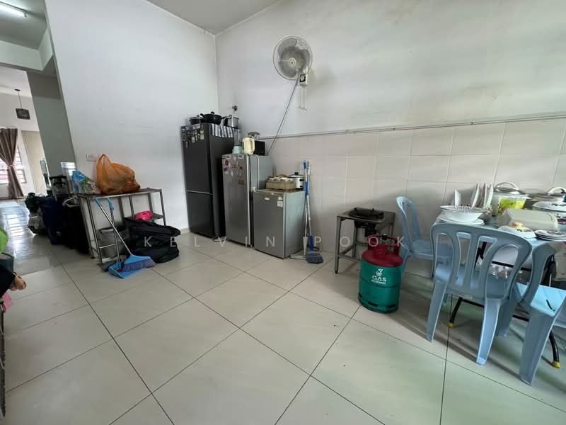 Rumah Teres 2 Tingkat untuk Dijual di Bandar Sri Sendayan (Negeri Sembilan) - Kelvin Pook - Kitchen - PropertyGuru.com.my
