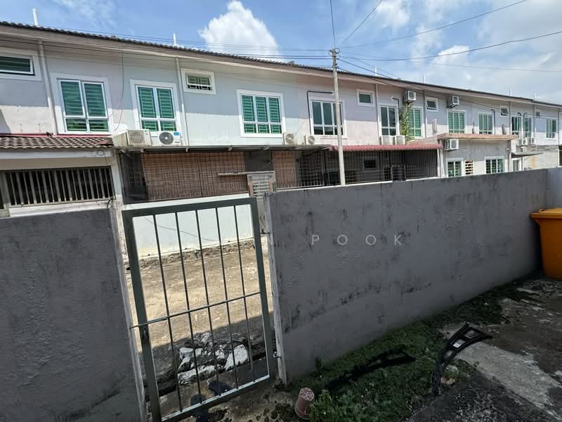 Rumah Teres 2 Tingkat untuk Dijual di Bandar Sri Sendayan (Negeri Sembilan) - Kelvin Pook - Exterior - PropertyGuru.com.my