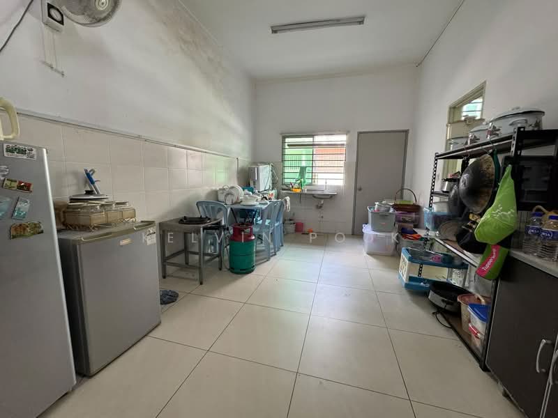 Rumah Teres 2 Tingkat untuk Dijual di Bandar Sri Sendayan (Negeri Sembilan) - Kelvin Pook - Kitchen - PropertyGuru.com.my