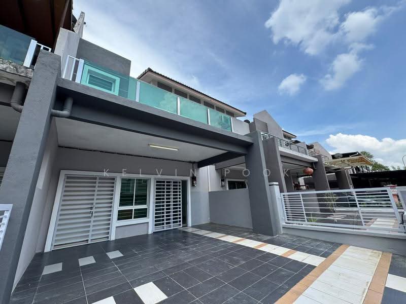 2-storey Terraced House for Sale in Bandar Sri Sendayan (Negeri Sembilan) - Kelvin Pook - Exterior - PropertyGuru.com.my
