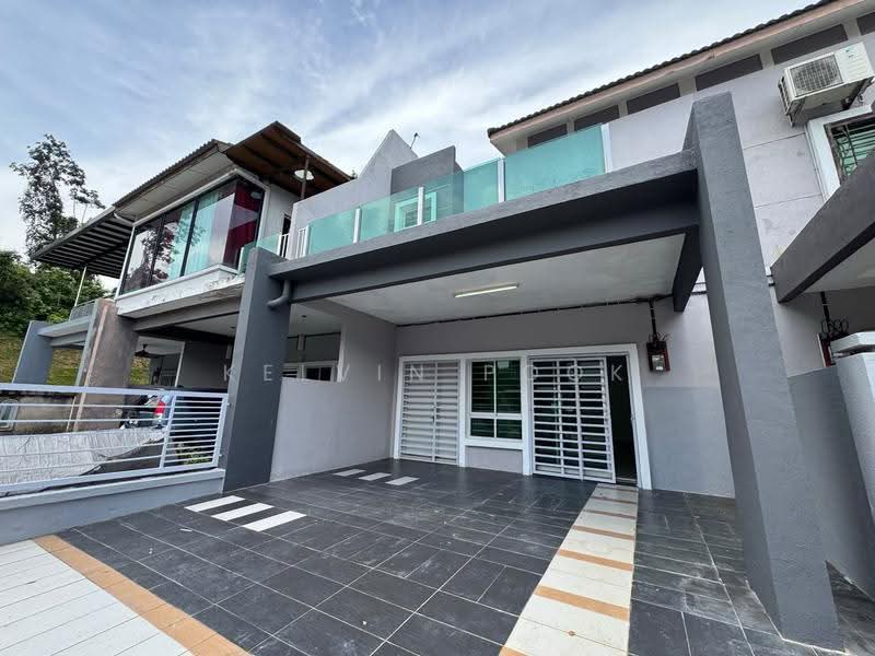 2-storey Terraced House for Sale in Bandar Sri Sendayan (Negeri Sembilan) - Kelvin Pook - Exterior - PropertyGuru.com.my