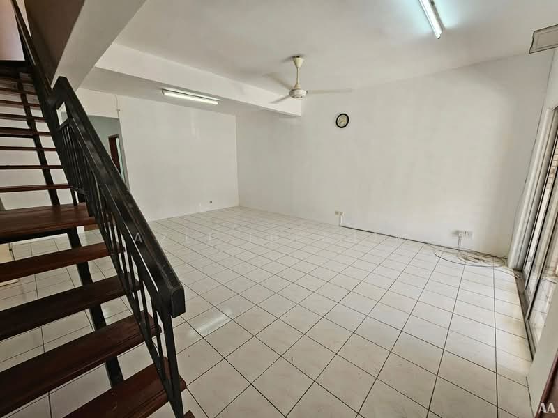 2-storey Terraced House for Sale in Taman Puncak Jalil (Seri Kembangan) - Azli Ibrahim - Interior - PropertyGuru.com.my