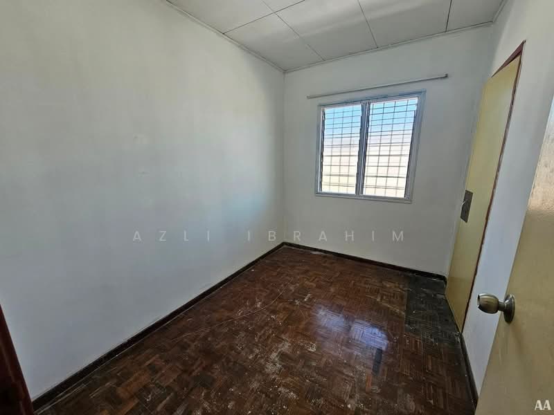 2-storey Terraced House for Sale in Taman Puncak Jalil (Seri Kembangan) - Azli Ibrahim - Interior - PropertyGuru.com.my