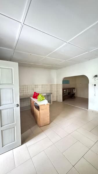 Rumah Teres 1 Tingkat untuk Dijual di Nilai (Negeri Sembilan) - Nurul Ain Mohd Razali - Kitchen - PropertyGuru.com.my
