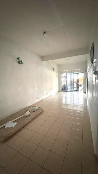 Rumah Teres 1 Tingkat untuk Dijual di Nilai (Negeri Sembilan) - Nurul Ain Mohd Razali - Interior - PropertyGuru.com.my