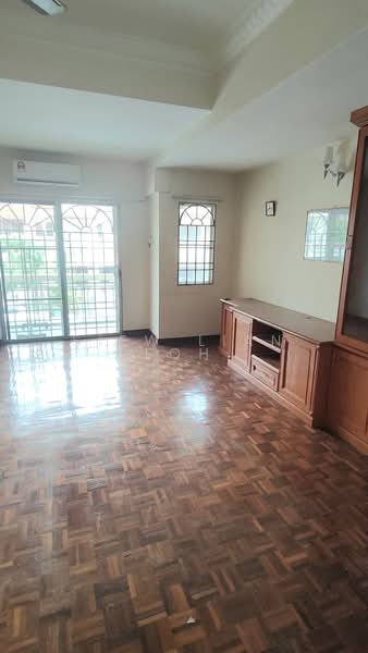 Rumah Teres 2.5 Tingkat untuk Dijual di BANDAR PUCHONG JAYA (Puchong) - Siew Lian Loh - Living Room - PropertyGuru.com.my