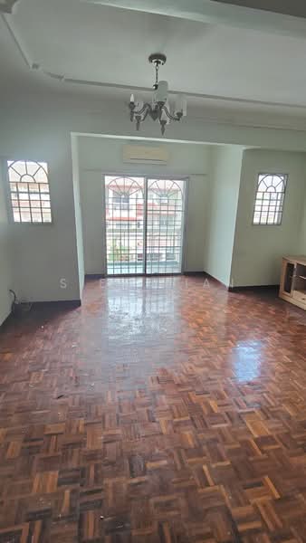 2.5-storey Terraced House for Sale in BANDAR PUCHONG JAYA (Puchong) - Siew Lian Loh - Living Room - PropertyGuru.com.my