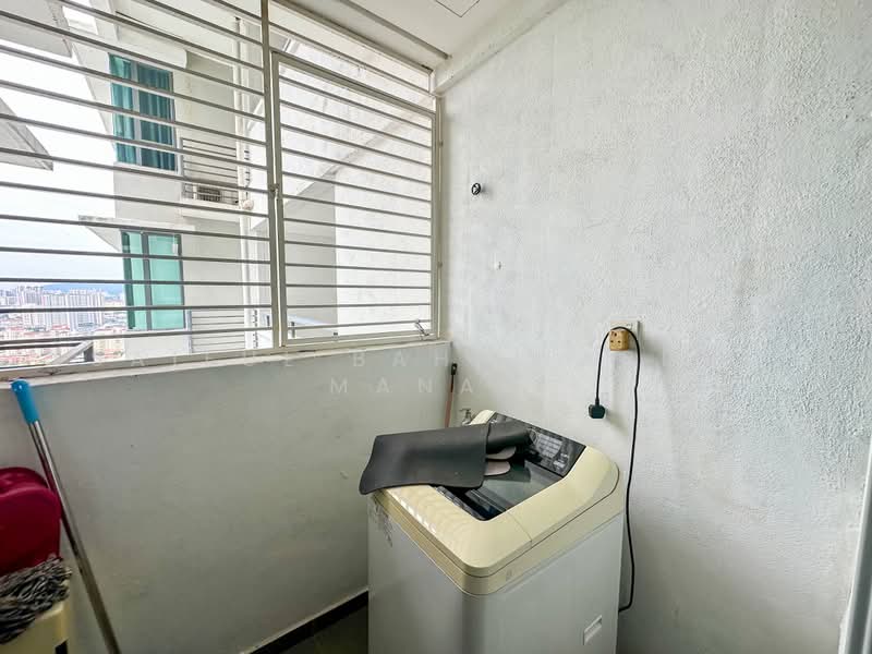 Kondominium untuk Dijual di Infiniti 3 Residences - Saiful Bahri Abdul Manan - Balcony - PropertyGuru.com.my