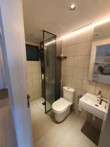 Servis Apartment untuk Disewa di D'Vervain - Jessica Lim - Bathroom - PropertyGuru.com.my