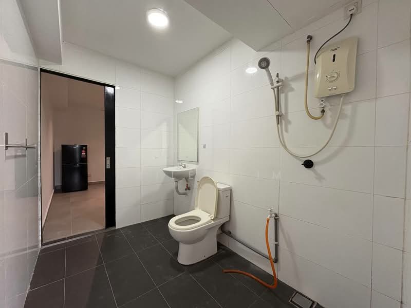 Service Residence for Rent at Halo Sunday @ Empire City - Hailey Lim - Bathroom - PropertyGuru.com.my