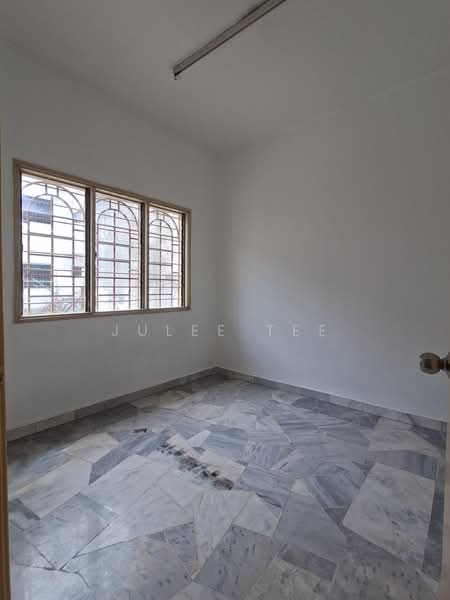 2-storey Terraced House for Sale in Taman Sungai Kapar Indah (Kapar) - Julee Tee - PropertyGuru.com.my