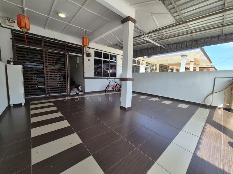 1-storey Terraced House for Rent in Taman Angkasa Nuri (Durian Tunggal) - Joanne Lim - Exterior - PropertyGuru.com.my