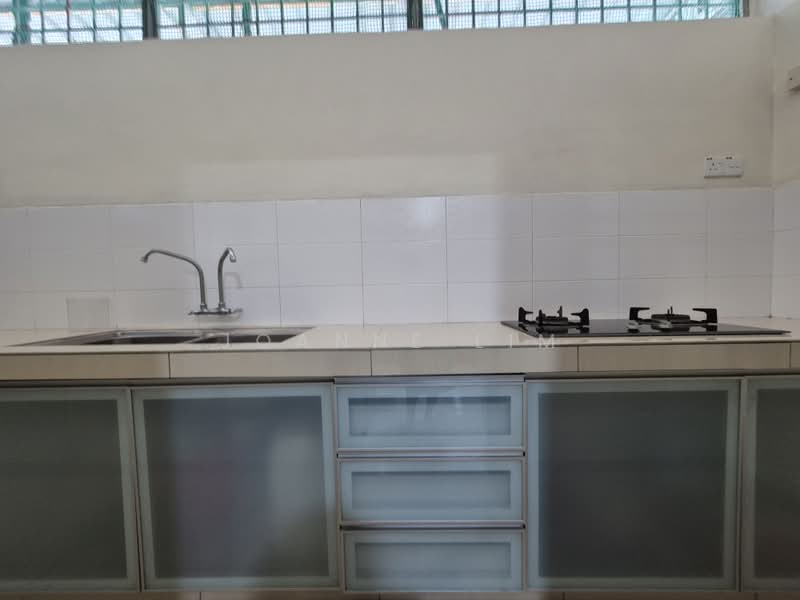 1-storey Terraced House for Rent in Taman Angkasa Nuri (Durian Tunggal) - Joanne Lim - Kitchen - PropertyGuru.com.my