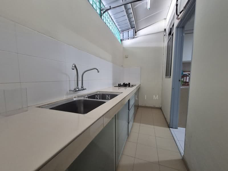 1-storey Terraced House for Rent in Taman Angkasa Nuri (Durian Tunggal) - Joanne Lim - Kitchen - PropertyGuru.com.my
