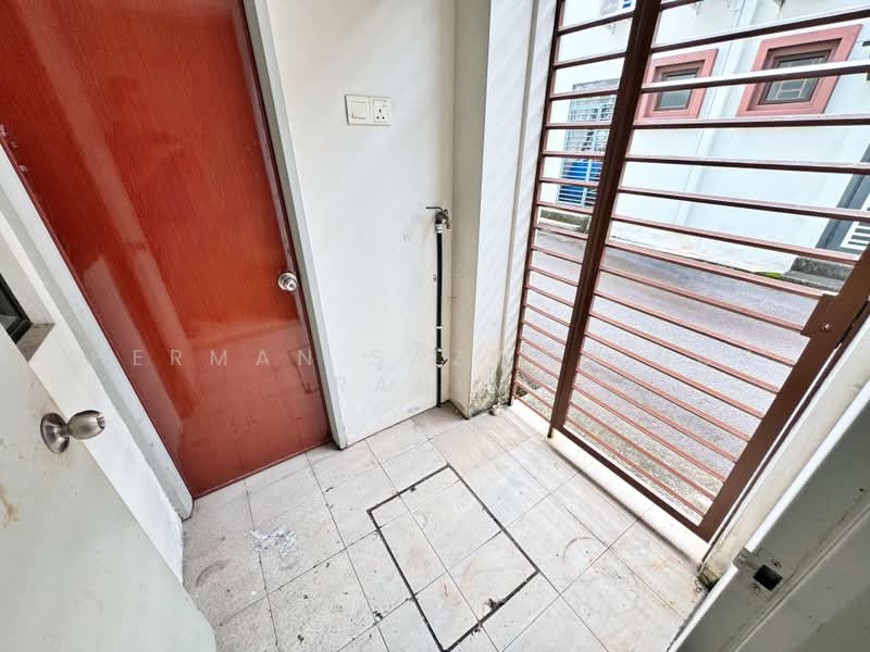 Rumah Teres untuk Dijual di Nilai (Negeri Sembilan) - Herman Sazwan Nor Rahim - Yard - PropertyGuru.com.my