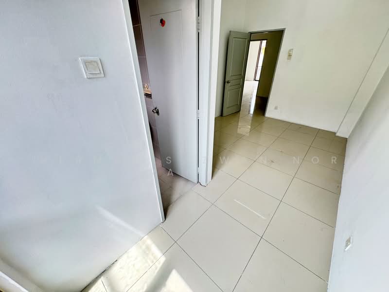 Rumah Teres untuk Dijual di Nilai (Negeri Sembilan) - Herman Sazwan Nor Rahim - Bedroom - PropertyGuru.com.my