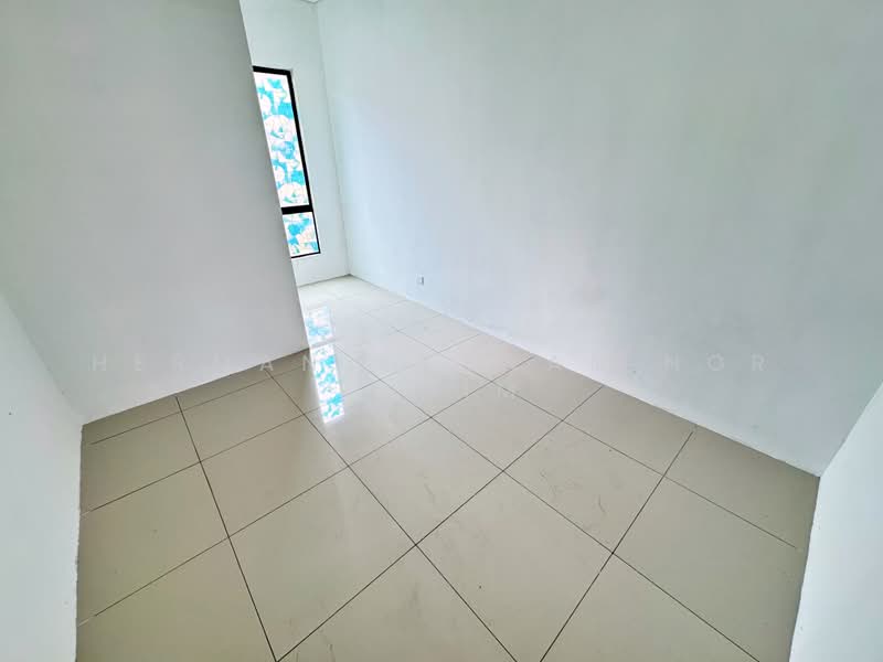 Rumah Teres untuk Dijual di Nilai (Negeri Sembilan) - Herman Sazwan Nor Rahim - Bedroom - PropertyGuru.com.my