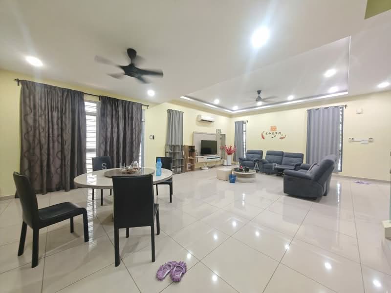 Rumah Berkembar untuk Disewa di Kempas Utama (Tebrau) - Shirley Yap - Living Room - PropertyGuru.com.my