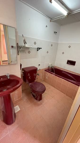 Condominium for Rent at Vista Komanwel C - Samson Kuek - Bathroom - PropertyGuru.com.my