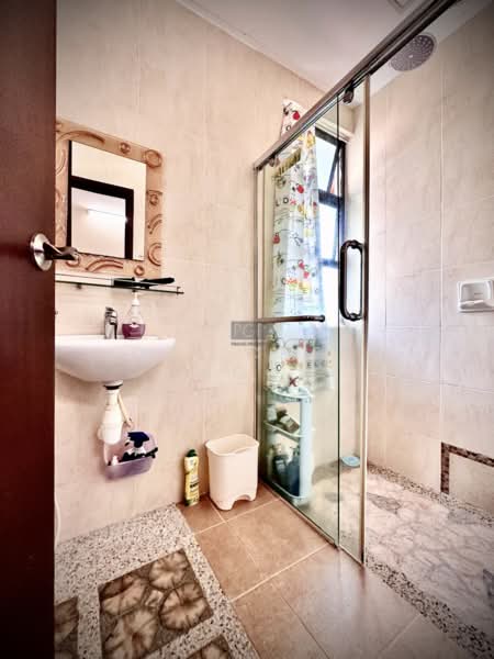 Rumah Teres untuk Dijual di Tanjung Bungah (Penang) - Ooi Chee Khoon - Bathroom - PropertyGuru.com.my