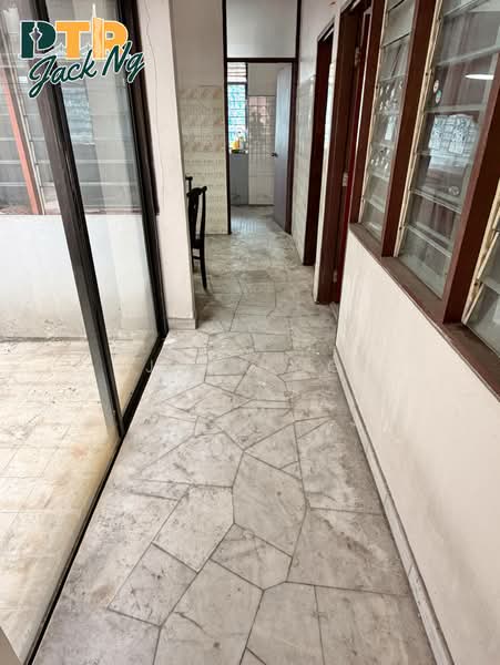 Rumah Teres 1 Tingkat untuk Dijual di Taman Inderawasih (Perai) - Jack Ng - Corridor - PropertyGuru.com.my