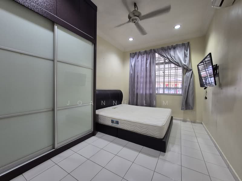 Rumah Teres 1 Tingkat untuk Dijual di Taman Angkasa Nuri (Durian Tunggal) - Joanne Lim - PropertyGuru.com.my