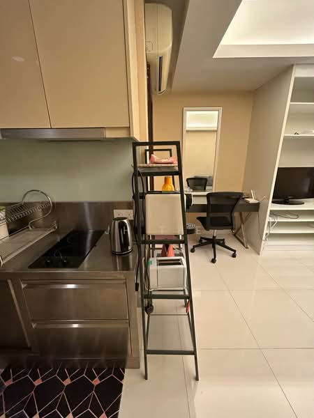 Servis Apartment untuk Disewa di Cliveden @ Plaza Damas 3 - JH Tee - Kitchen - PropertyGuru.com.my