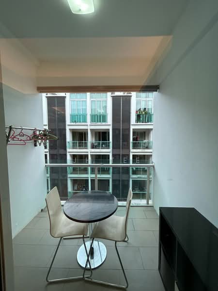 Servis Apartment untuk Disewa di Cliveden @ Plaza Damas 3 - JH Tee - Balcony - PropertyGuru.com.my
